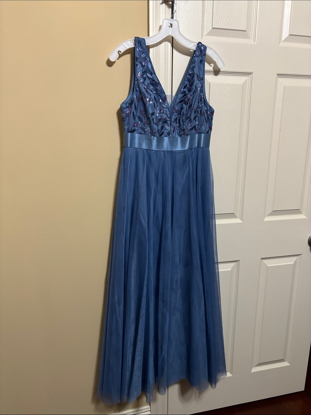 Ever Pretty Blue Embroidered V-Neck Maxi Dress